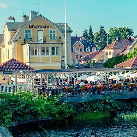 Borensbergs Gastgivaregard Bagian luar foto